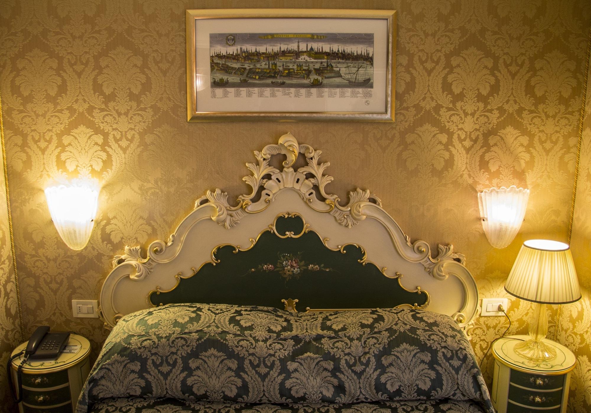 Hotel Becher Benátky Exteriér fotografie